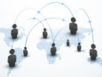 L'abandon de la gouvernance par l'ICANN fait débat